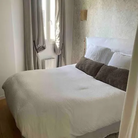 Agreable 2 Pieces Au Calme * Paris