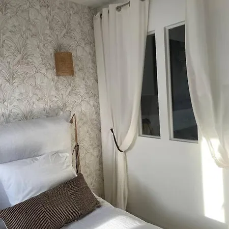 Agreable 2 Pieces Au Calme Appartement *
